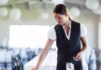 女性在酒店业“前途无量” 什么岗位更合适？