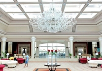 花27亿买翠宫饭店 刘强东下一步怎么“盘”它？