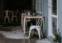 万村计划搁置  万科的长租公寓梦怎么办？