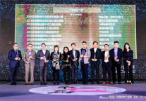 实至名归！V领地青年社区荣获2018年度最佳集中式公寓运营商奖