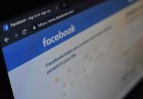 Facebook 会沦落为二十年前的微软吗？