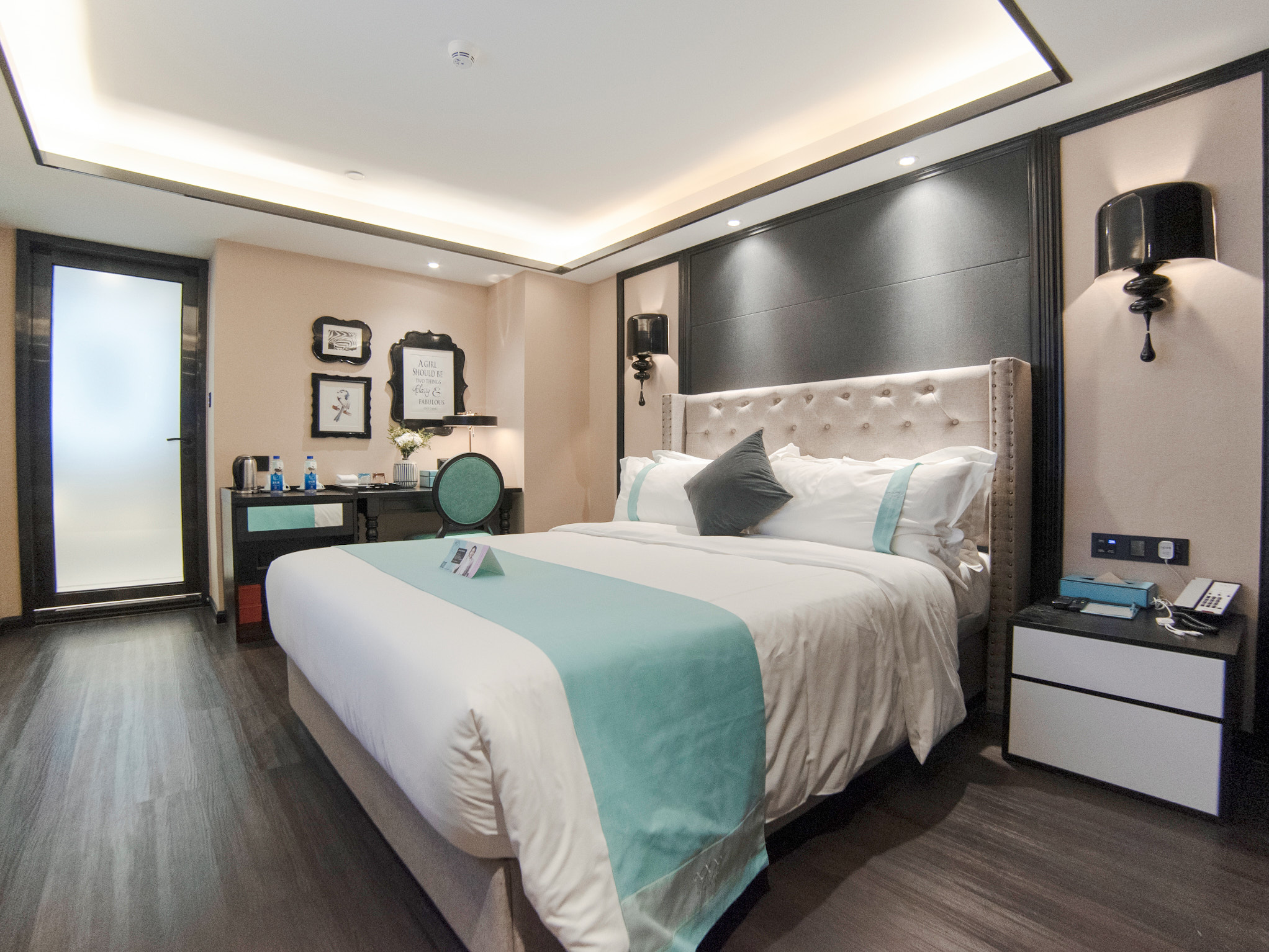 希岸酒店珠海拱北口岸店