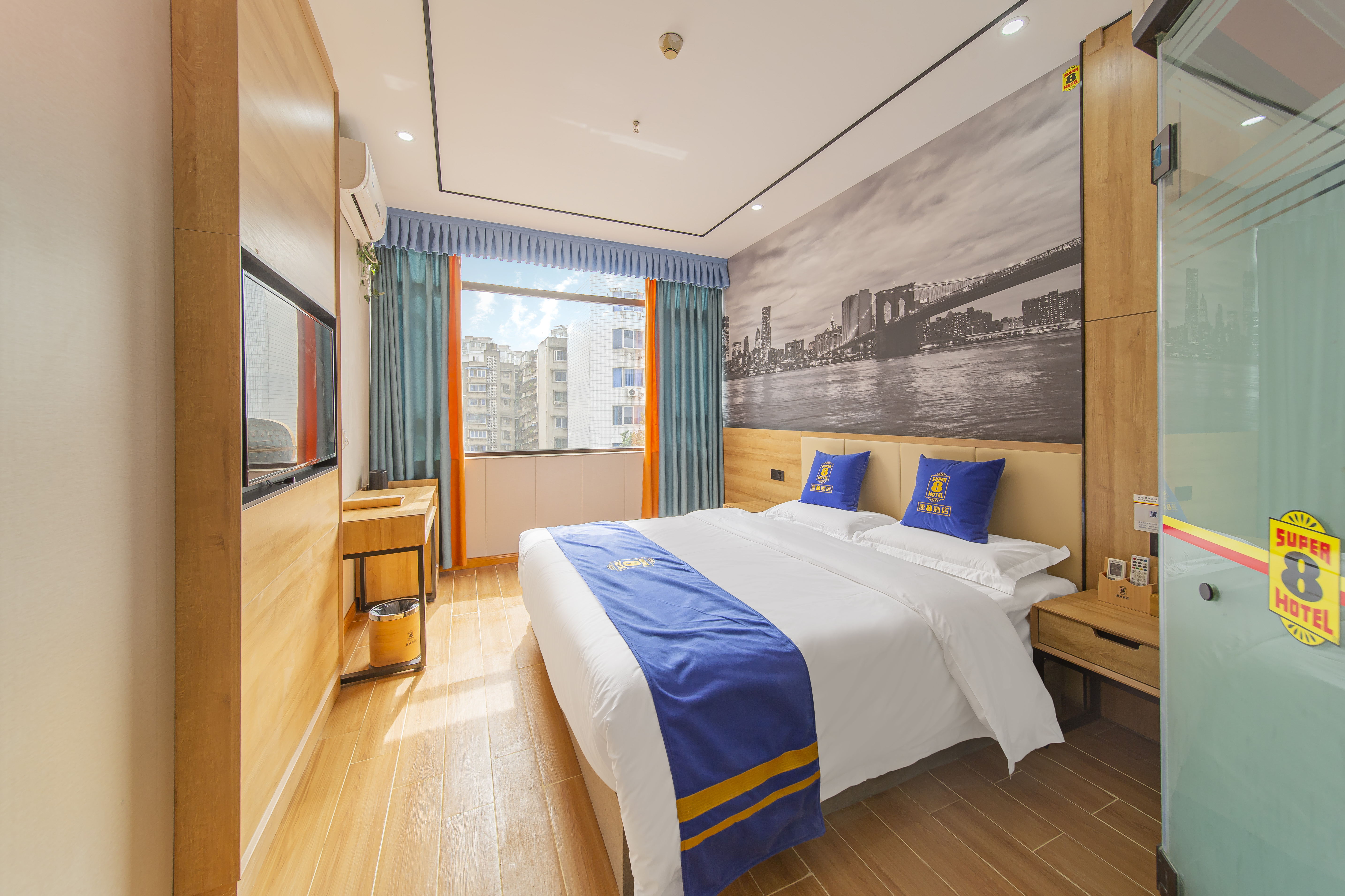 速8酒店成都蜀汉路东地铁站店