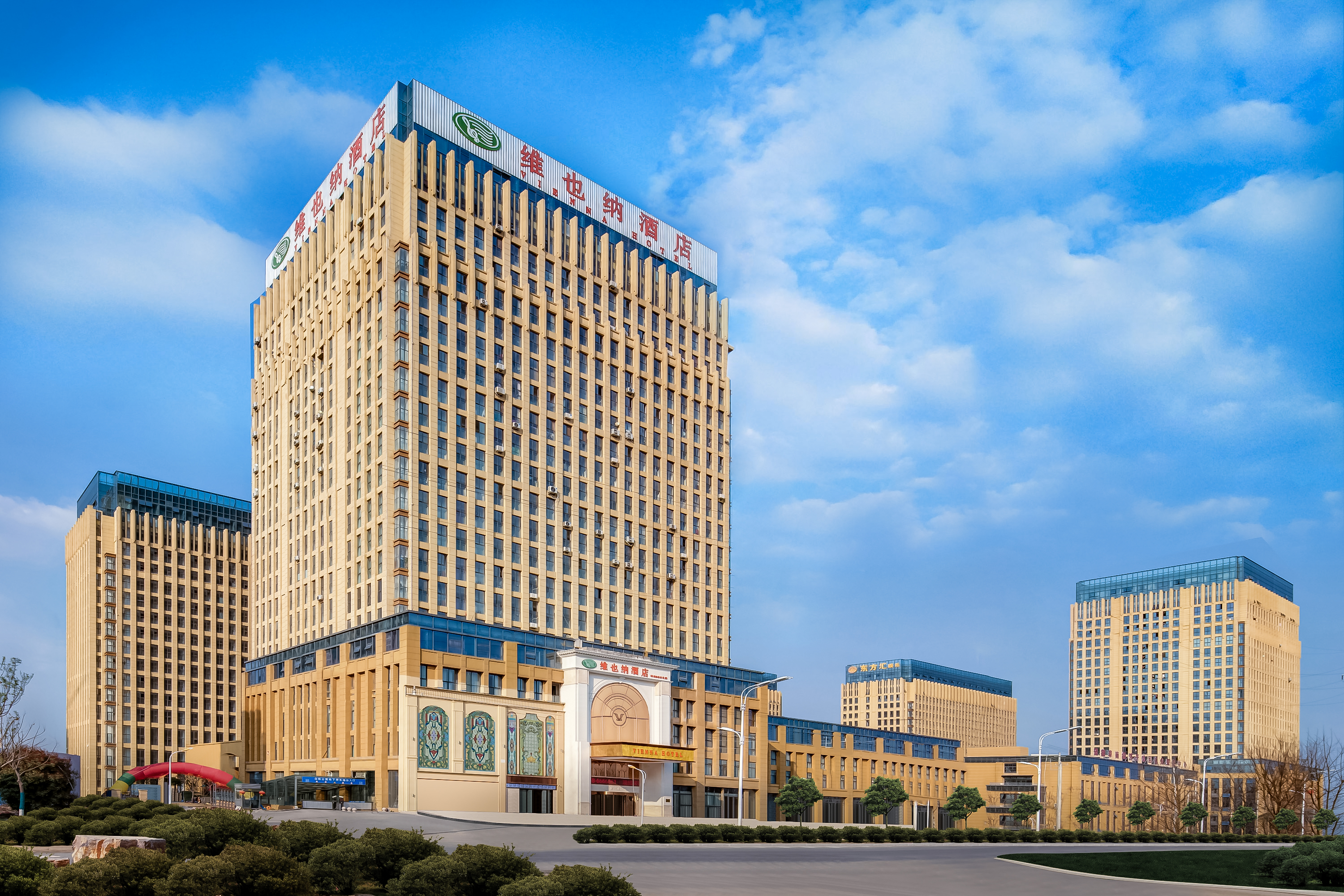 维也纳酒店阜南白领公寓店