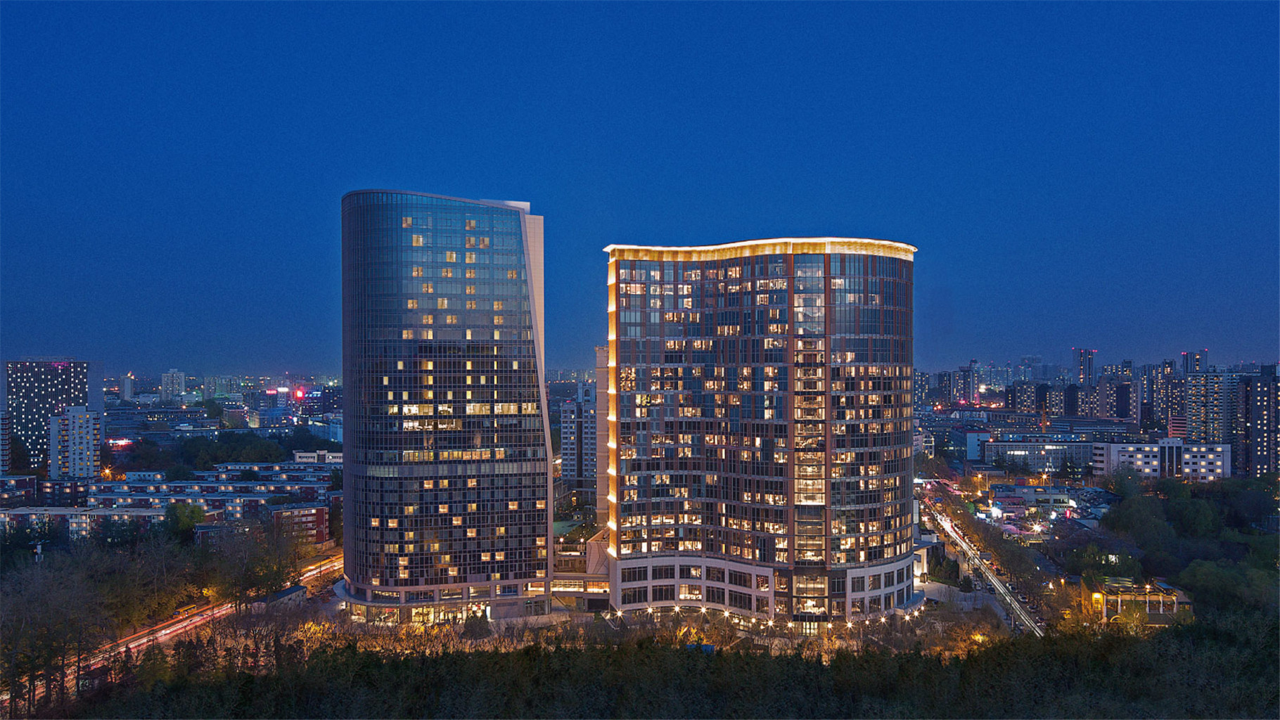 诺宝中心大酒店 (上海市) - Noble Center Hotel - 12条旅客点评与比价