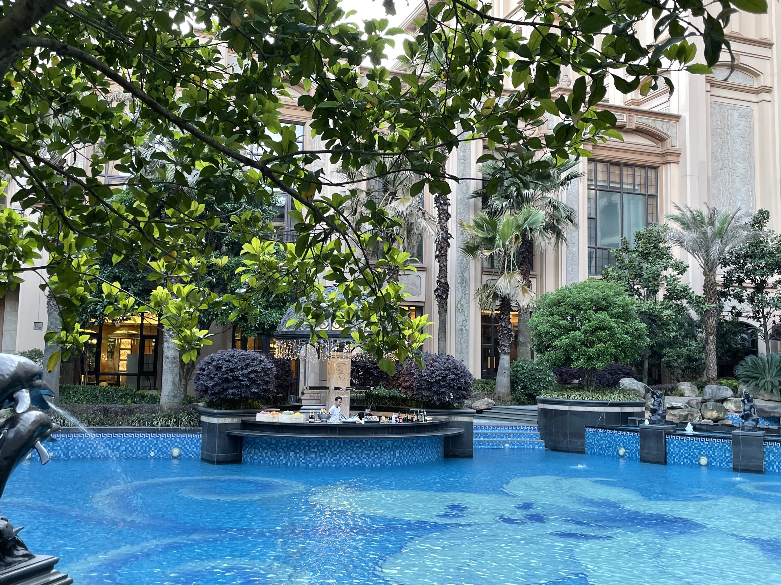上海浦东星河湾酒店 (Chateau Star River Pudong Shanghai)_豪华型_预订优惠价格_地址位置_联系方式