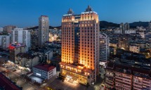 烟台百纳瑞汀酒店(滨海广场火车站店)