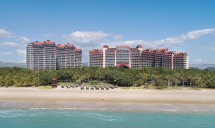 三亚湾海居铂尔曼度假酒店