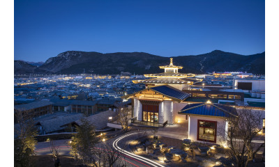 迪庆月光城英迪格酒店