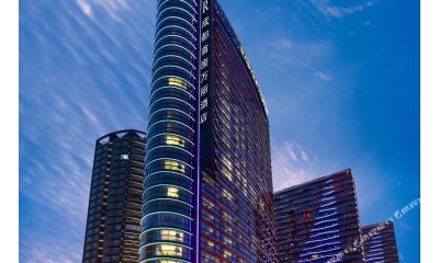 成都首座万丽酒店