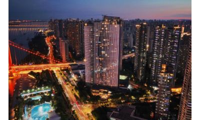 武汉世茂希尔顿酒店